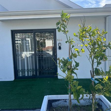 Camborne Holiday Apartments Kaapstad Buitenkant foto